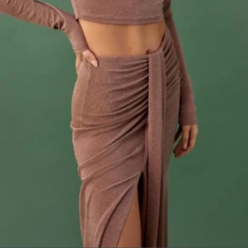 Reformation Shimmer Zion Skirt Dusty Purple Maxi Skirt - Size Medium - Picture 2 of 7